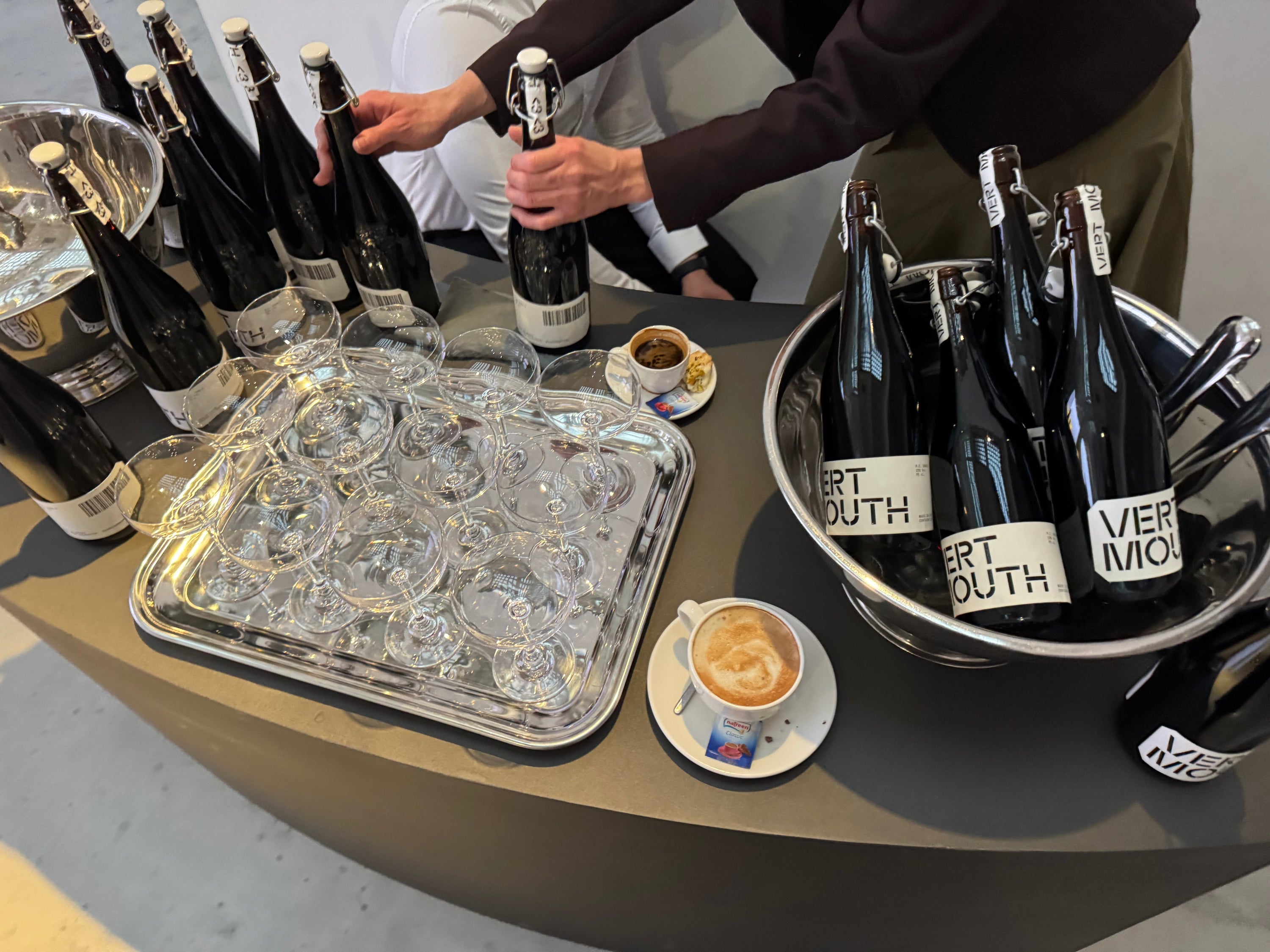 the art of drinking vertmouth: solo x arco